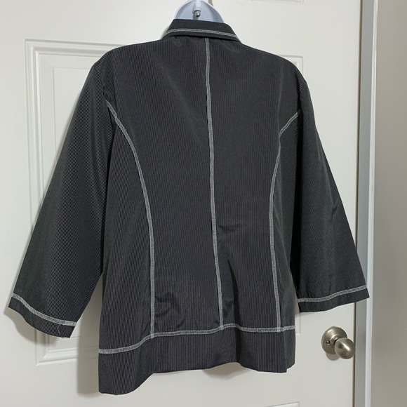 Chico’s Weekends Jacket - Picture 2 of 6